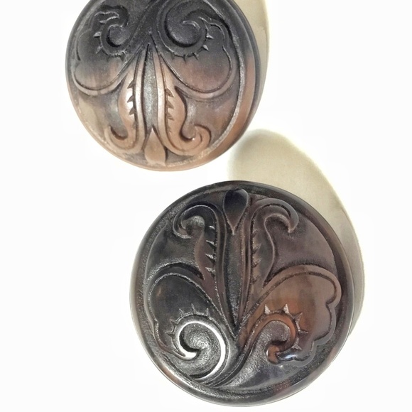 Vintage 1960s Crown Trifari Faux Wood Clip Earrings - Picture 1 of 2
